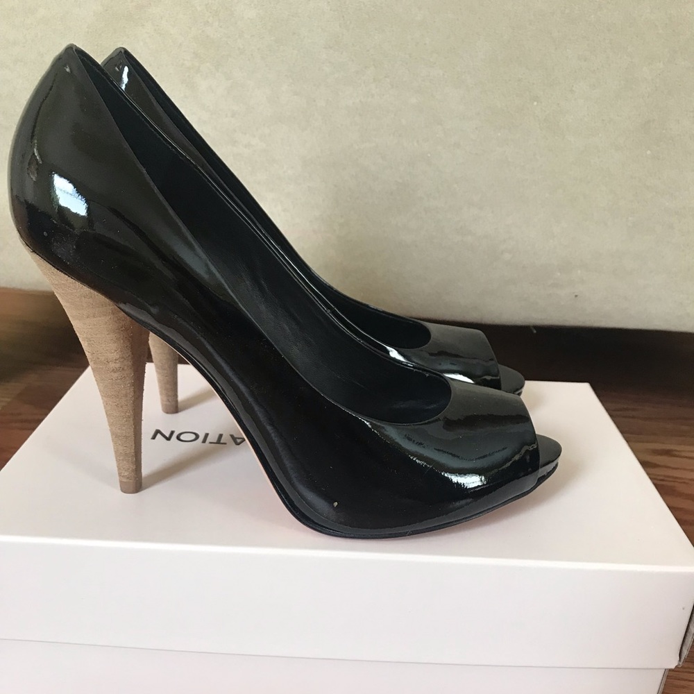 BCBGMaxazria Heels